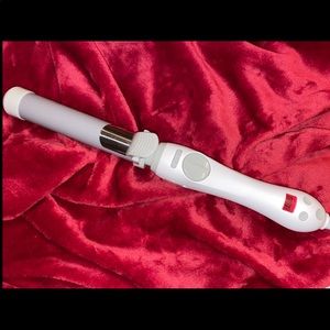 BEACHWAVER PRO 1.25in. DUAL VOLTAGE